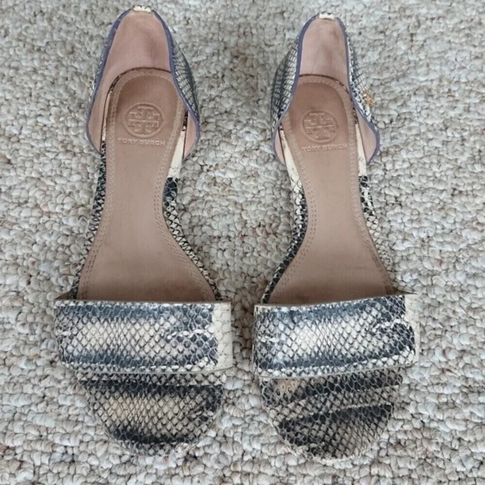 Tory Burch Savannah Snakeskin Print Flat Sandals size 7M
